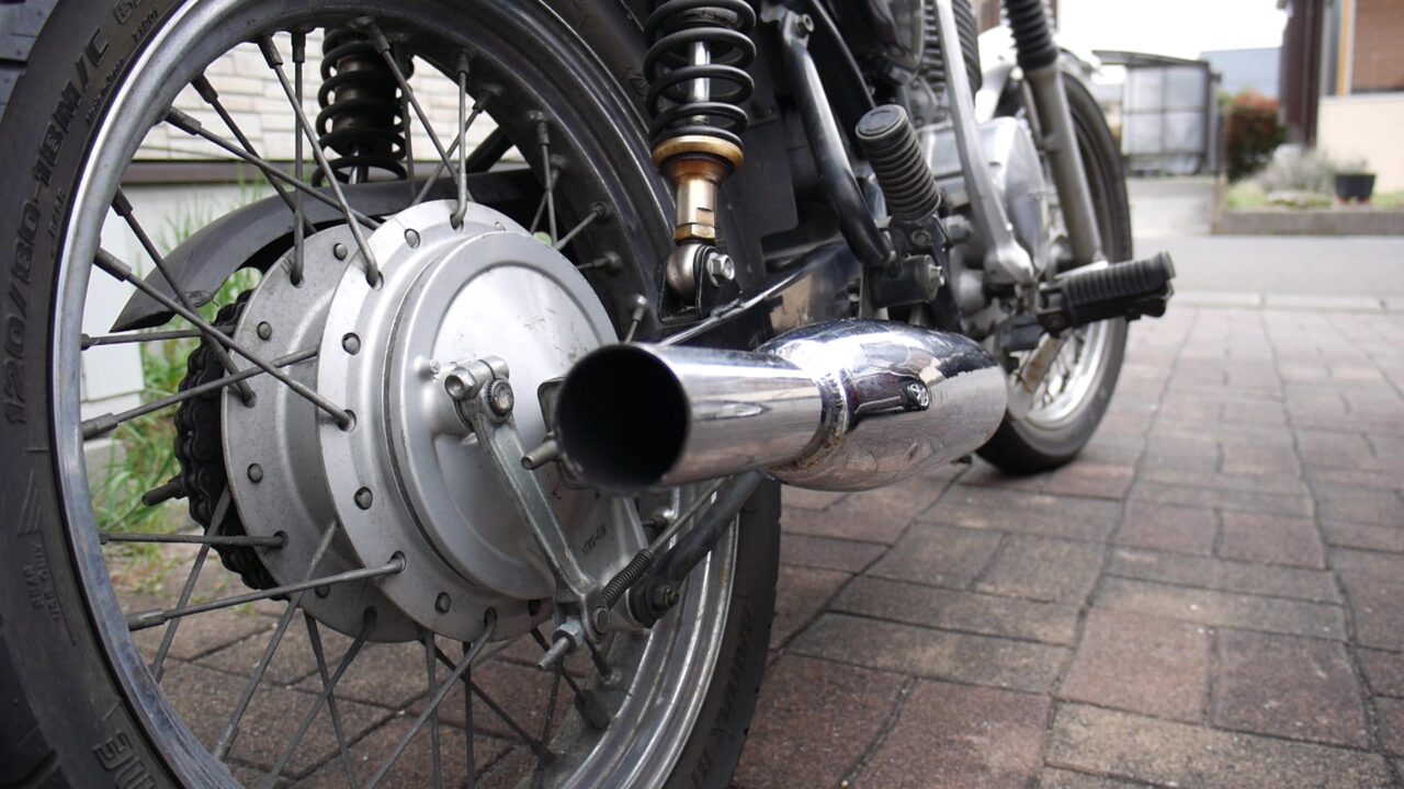 CB400SSのマフラー